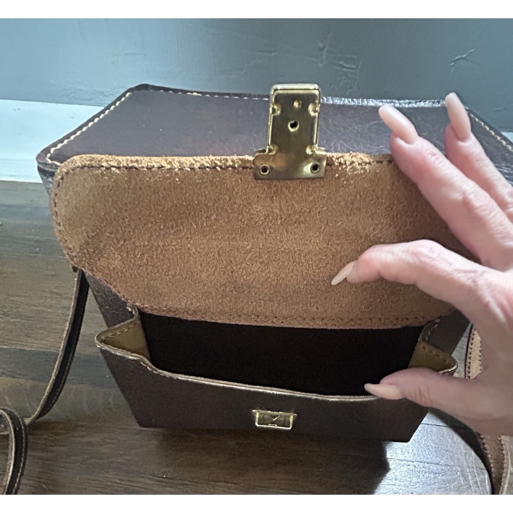 Vintage Camera Bag Brown Leather Carrying Case Shoulder Strap Collectable Prop - Picture 11 of 12